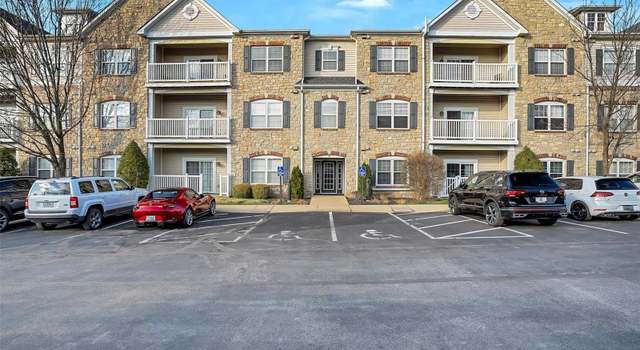 Photo of 5 Monarch Trace Ct #108, Chesterfield, MO 63017