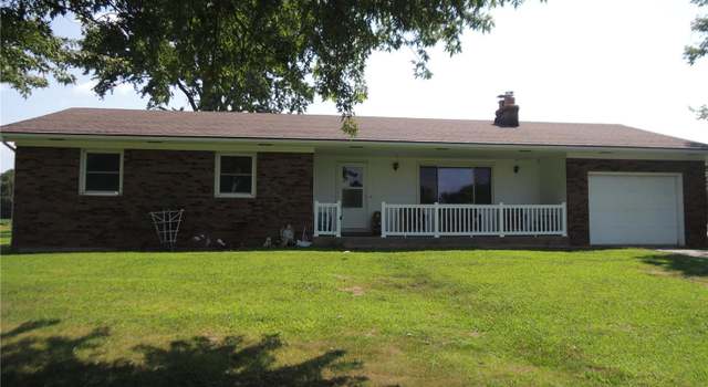 Photo of 1102 Cabin Ave, Donnellson, IL 62019