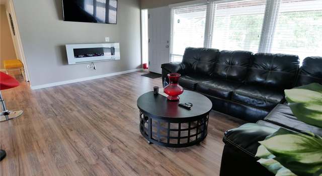 Photo of 2440 Saint Catherine St, Florissant, MO 63033