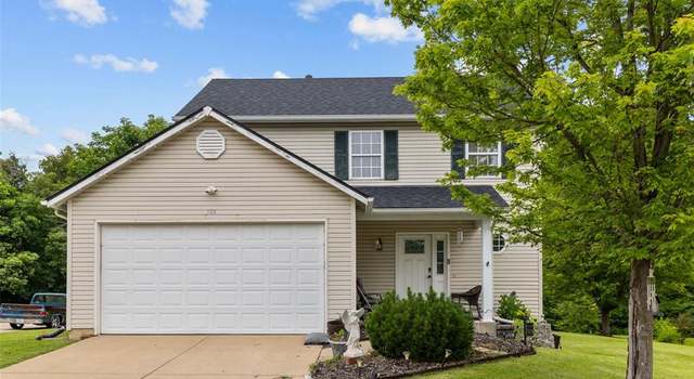 Photo of 126 Shady Village Ct, Lake Saint Louis, MO 63367