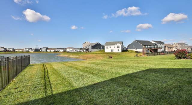 Photo of 221 Charlestowne Place Dr, St Charles, MO 63301