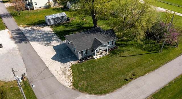 Photo of 228 College Cir, Eolia, MO 63344