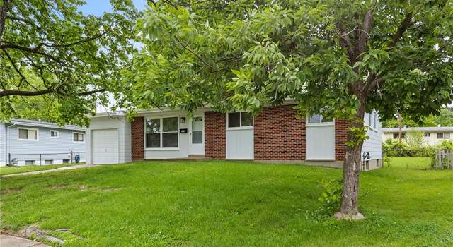 Photo of 335 Skylark Dr, Florissant, MO 63031