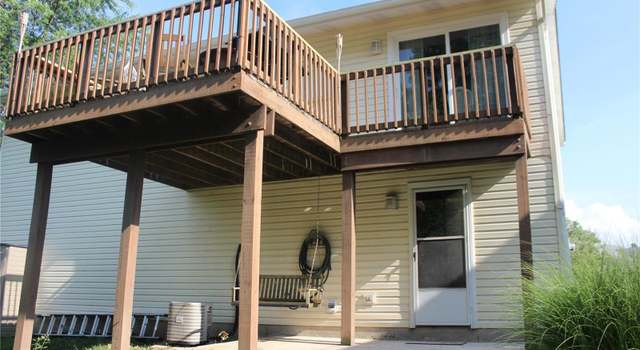 Photo of 832 Estes Park Dr, St Peters, MO 63376