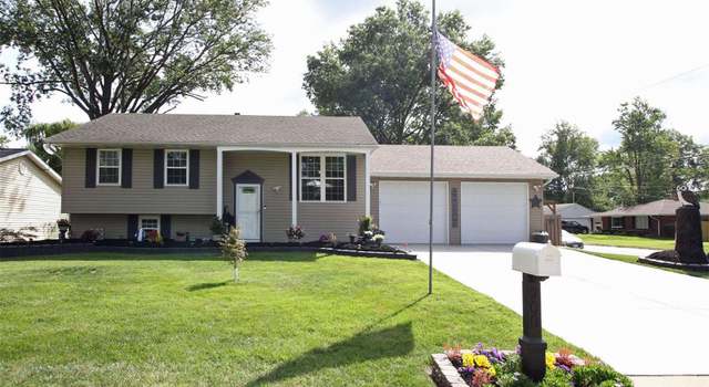 Photo of 200 Saint Thomas Dr, Godfrey, IL 62035