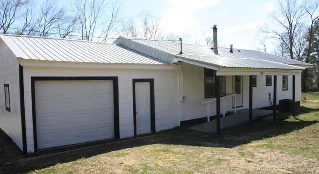 Photo of 1310 Cemetery Ln, Williamsville, MO 63967