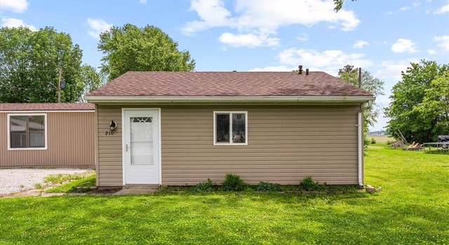 Photo of 210 W Monroe St, Hecker, IL 62248