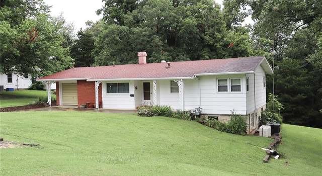 Photo of 337 S Elm St, Dexter, MO 63841