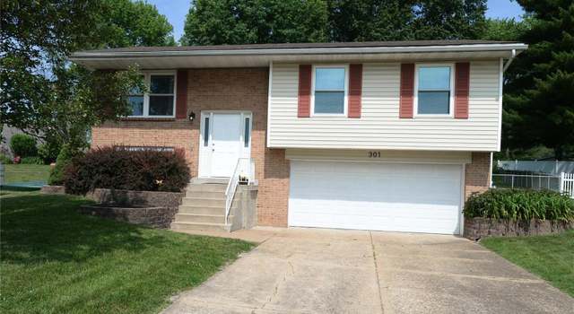 Photo of 301 Wembley Ln, Manchester, MO 63021