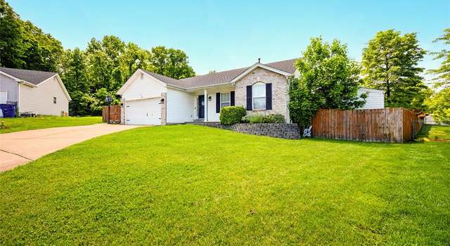 Photo of 417 Real Ct, Herculaneum, MO 63048
