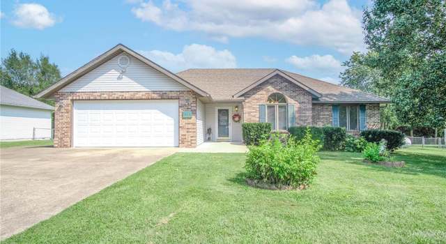 Photo of 1420 Woodspice Trl, Lebanon, MO 65536