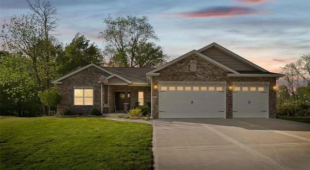 Photo of 721 Birch Ln, Maryville, IL 62062
