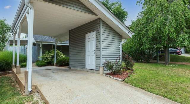 Photo of 425 Great Hill Dr, Ballwin, MO 63021