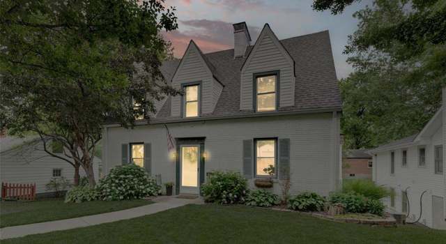 Photo of 996 N Woodlawn Ave, St Louis, MO 63122