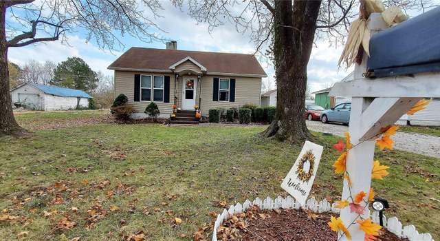 Photo of 428 E Eldon St, St James, MO 65559