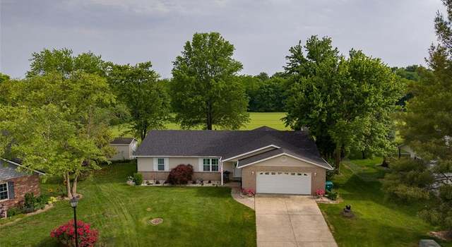 Photo of 223 Suburban Dr, Smithton, IL 62285