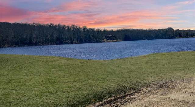 Photo of 401 Saturn Ln, Lonedell, MO 63060