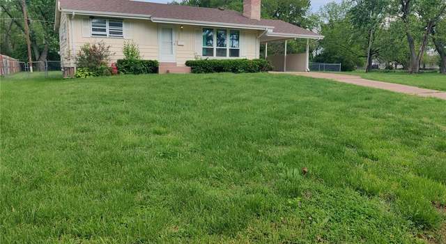 Photo of 3900 Fairway Ct, St Ann, MO 63074