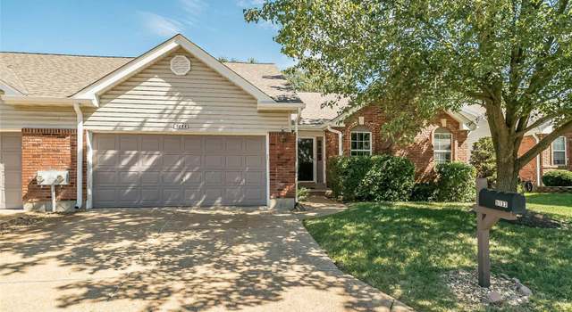 Photo of 5133 Kennerly Place Dr, St Louis, MO 63128