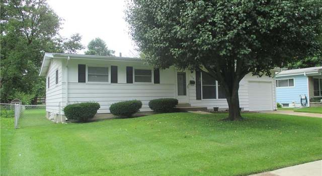 Photo of 560 Versailles Dr, Florissant, MO 63031