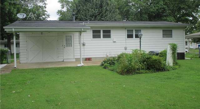 Photo of 560 Versailles Dr, Florissant, MO 63031