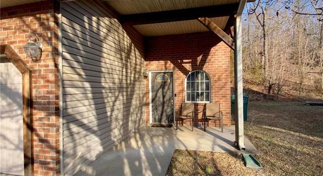 Photo of 153 Hickory Ridge Dr, St Robert, MO 65584