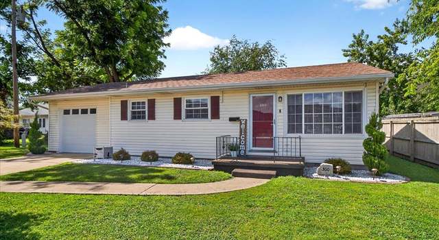 Photo of 300 Admiral Trost Dr, Dupo, IL 62239