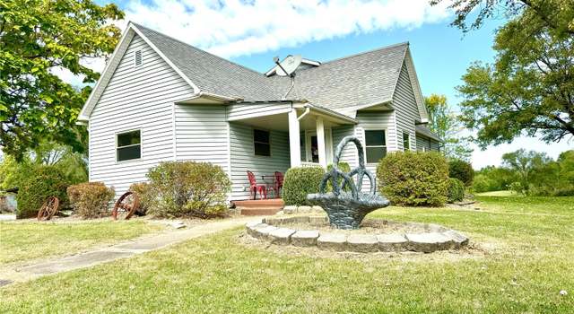 Photo of 209 E Clow St, Ewing, MO 63440
