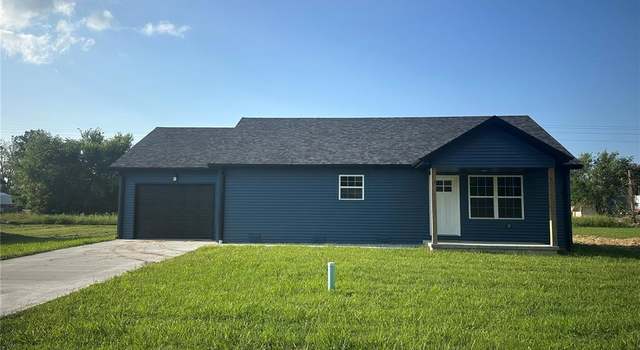 Photo of 255 Fairfax Dr, Lebanon, MO 65536