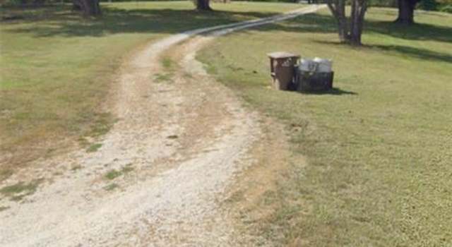 Photo of 2035 Blue Ridge Rd, Hardin, IL 62012