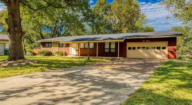Photo of 1015 Gladfield Dr, St Louis, MO 63138