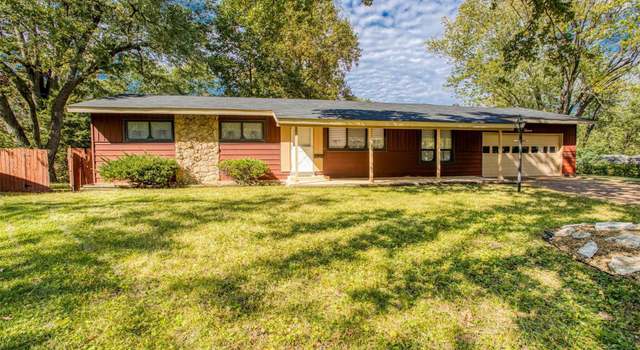 Photo of 1015 Gladfield Dr, St Louis, MO 63138