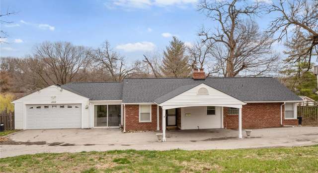 Photo of 1010 N Florissant Rd, St Louis, MO 63135