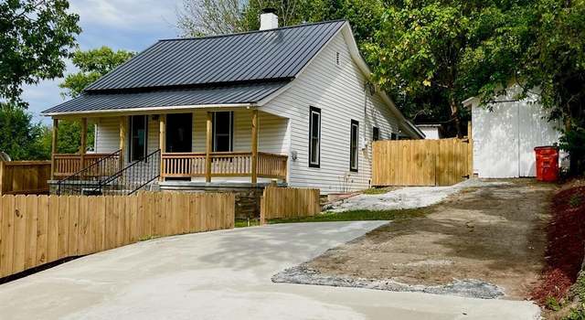 Photo of 360 3rd St, Ellington, MO 63638