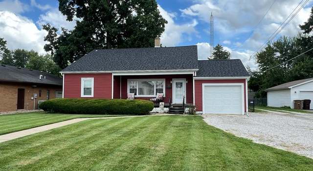 Photo of 311 W Madison St, Girard, IL 62640