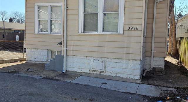 Photo of 3976 Eichelberger St, St Louis, MO 63116