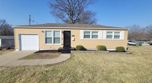 Photo of 9809 Kelvin Dr, St Louis, MO 63137