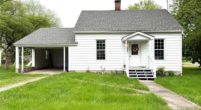 Photo of 405 W Magnolia St, Marine, IL 62061