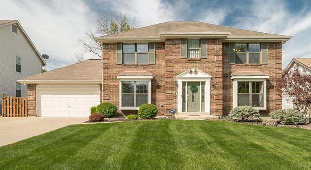Photo of 121 Foxtail Dr, St Charles, MO 63303
