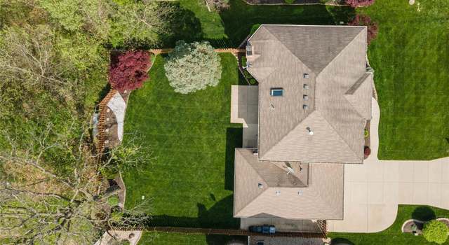 Photo of 121 Foxtail Dr, St Charles, MO 63303