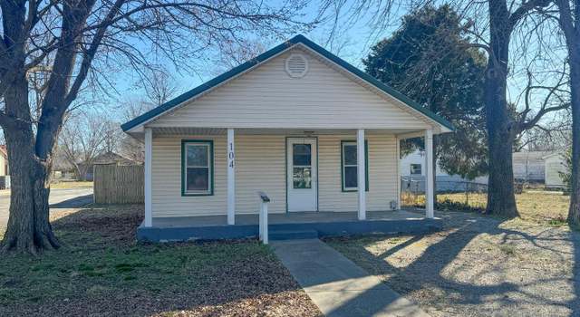 Photo of 104 N Scott St, Morehouse, MO 63868