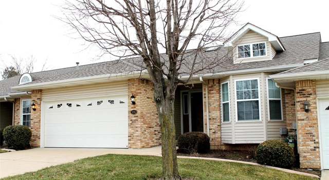 Photo of 131 Braewood Cir, St Charles, MO 63301