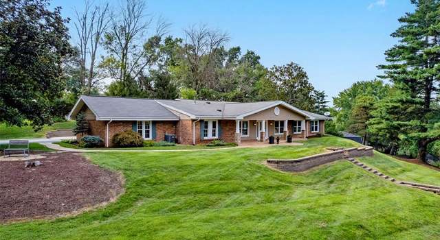 Photo of 3 Greenbank Dr, Chesterfield, MO 63005