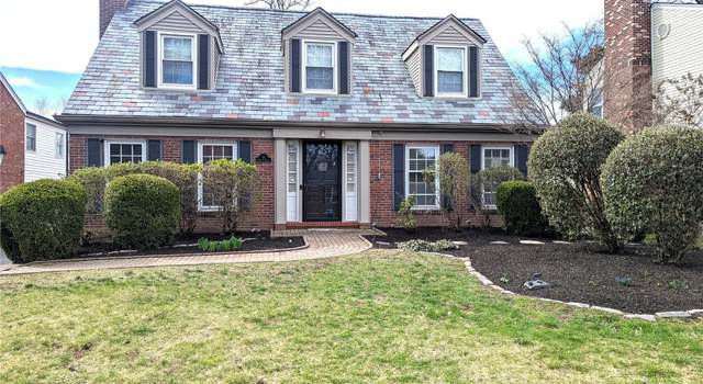 Photo of 18 Beverly Dr, Olivette, MO 63132