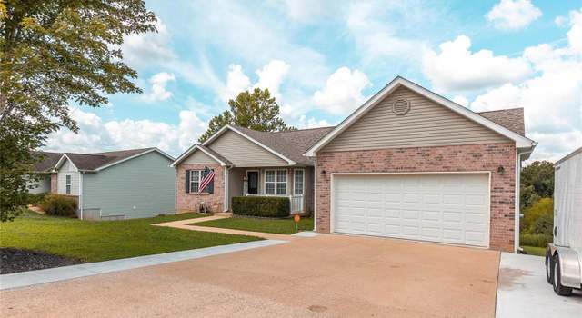 Photo of 115 Lakeview Ct, St Robert, MO 65584