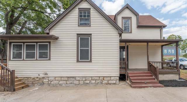 Photo of 1123 N Benton Ave, St Charles, MO 63301