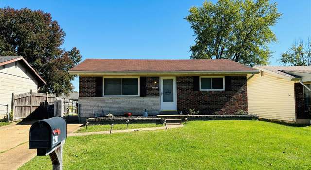 Photo of 3281 Boca Raton Dr, Arnold, MO 63010
