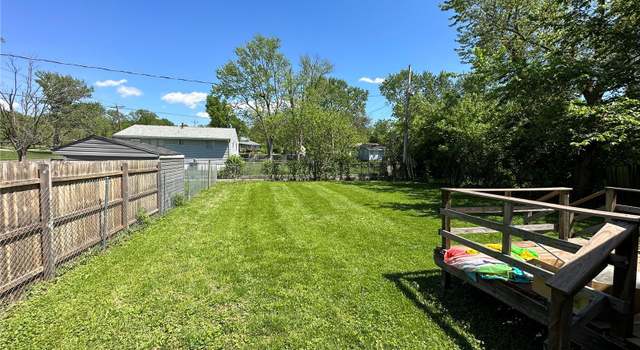 Photo of 11974 Bridgevale Ave, St Louis, MO 63138