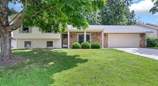 Photo of 1023 Seine Dr, Lake Saint Louis, MO 63367