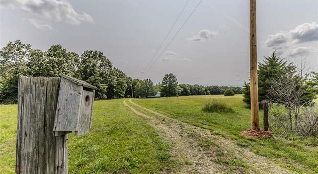 Photo of 149 Birdhouse Ln, Roach, MO 65787